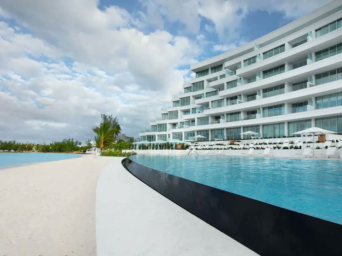 8 Things We Love About the New Goldwynn Resort in Nassau, <a href="/islandsmagazine/">Islands</a>: buff.ly/3JKdpJ9 #goldwynnresort #cablebeach #nassau #bahamas