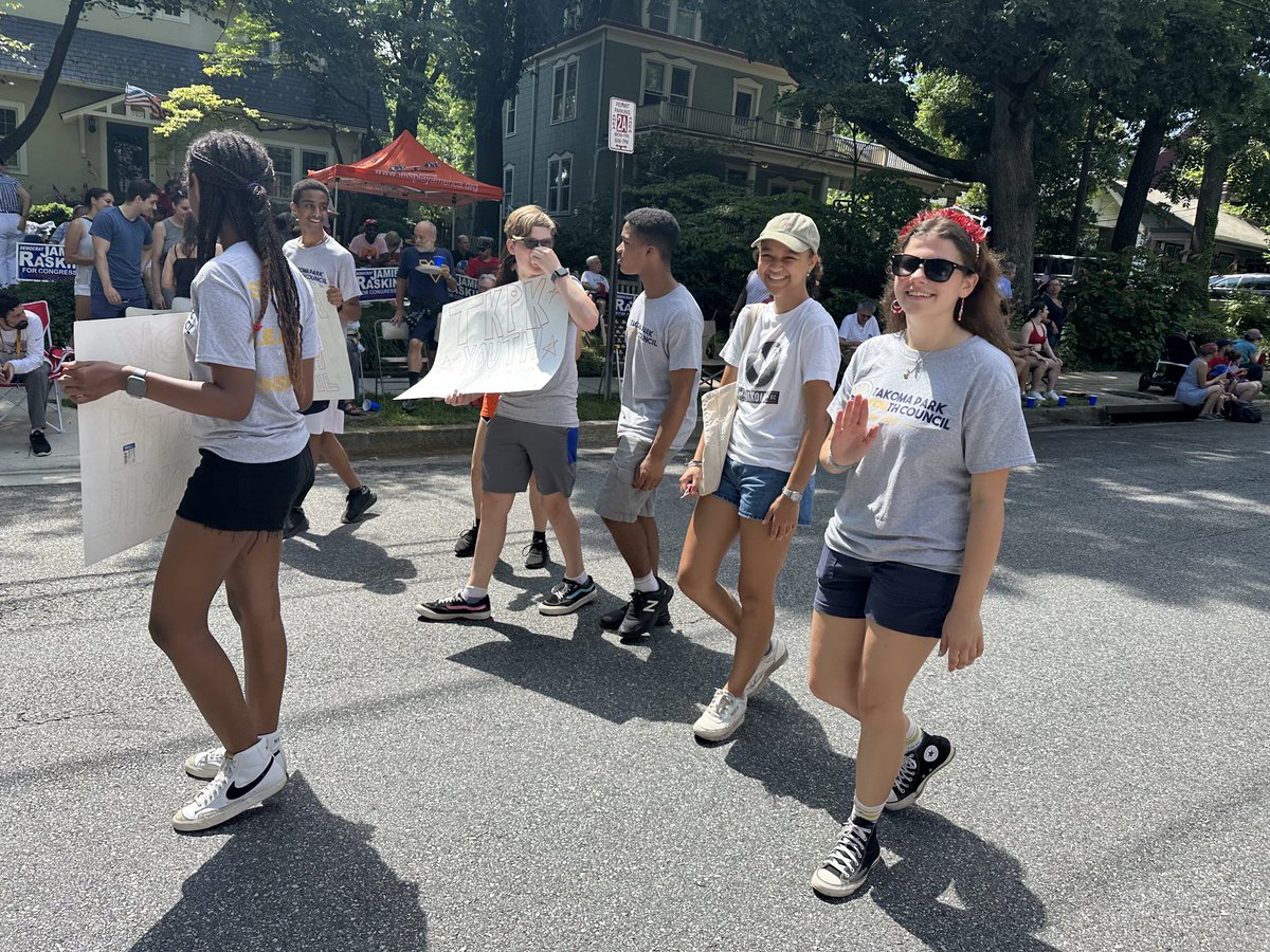 ⁦<a href="/YouthTakoma/">Takoma Park Youth Council</a>⁩ president Julia Maynard representing at 4th of July parade ⁦<a href="/TakomaParkMD/">TakomaParkMD</a>⁩