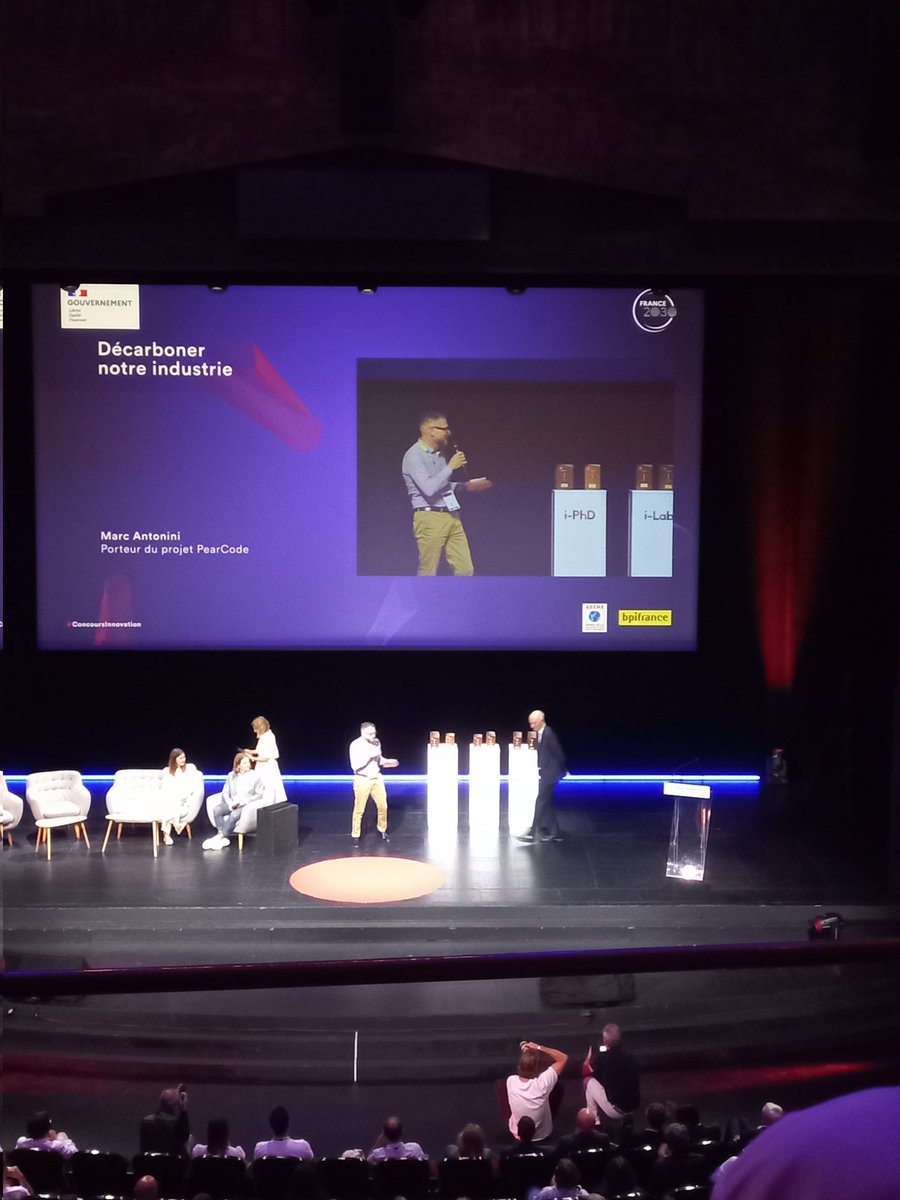 sup_recherche's tweet image. [🔴LIVE]
Remise des prix « Décarboner notre industrie » par le ministre délégué @RolandLescure @DGEntreprises

🏆Lauréat #iPhd (Grand Prix) : Oleksandr Hryhorovych, porteur du projet « TLT »

🏆Lauréat #iLab (Grand Prix) : Marc Antonini, porteur du projet « PearCode »