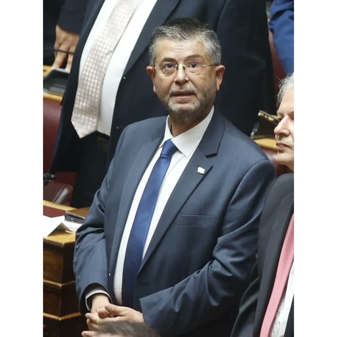 PavlosSarakis's tweet photo. [03/07/2023]
Όρκος Πίστης Στο Έθνος,Στον Ελληνισμό,Στην Ορθοδοξία.Υπερήφανοι Για Την Ελλάδα &amp; Τους Έλληνες...
Είμαστε η Ελληνική Λύση,η Εθνική Κοινωνική Αντιπολίτευση...🇬🇷

#velopoulos #βουλή #ελλάδα #greece #ellinikilisi #ελληνικήλύση https://t.co/q55efWdnm5