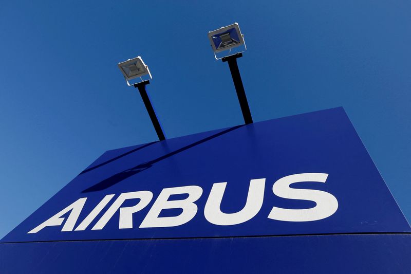Airbus trials new wing designs in technology race with Boeing [via @YahooNews] https://t.co/I3S1aTcrqW https://t.co/nwmXkBmM6p