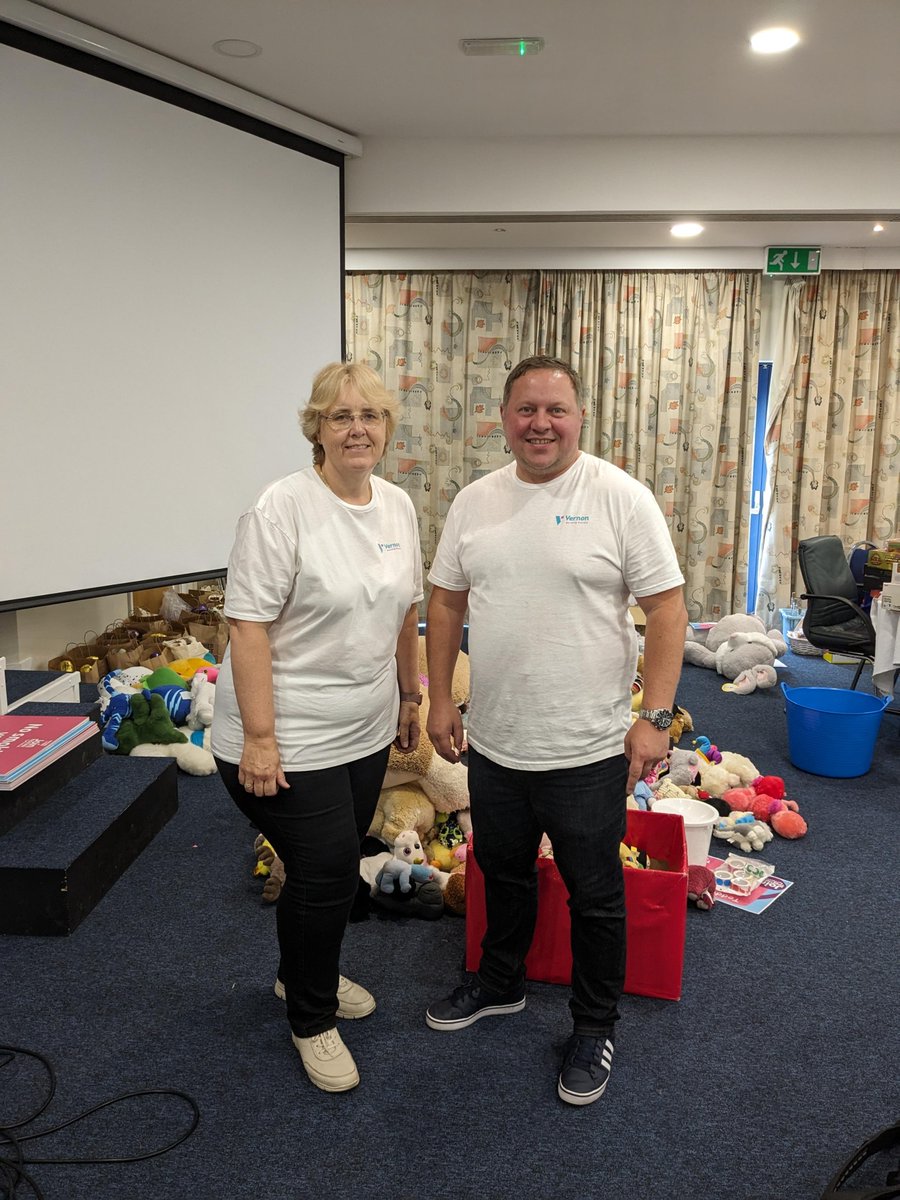 VernonStockport's tweet photo. Last week, some of the Vernon gang volunteered at @TogetherTrust to help set up for Together Festival, which took place over the weekend 🎪
Thanks for having us!
#TogetherTrust | #TheVernon https://t.co/T173VEURhh