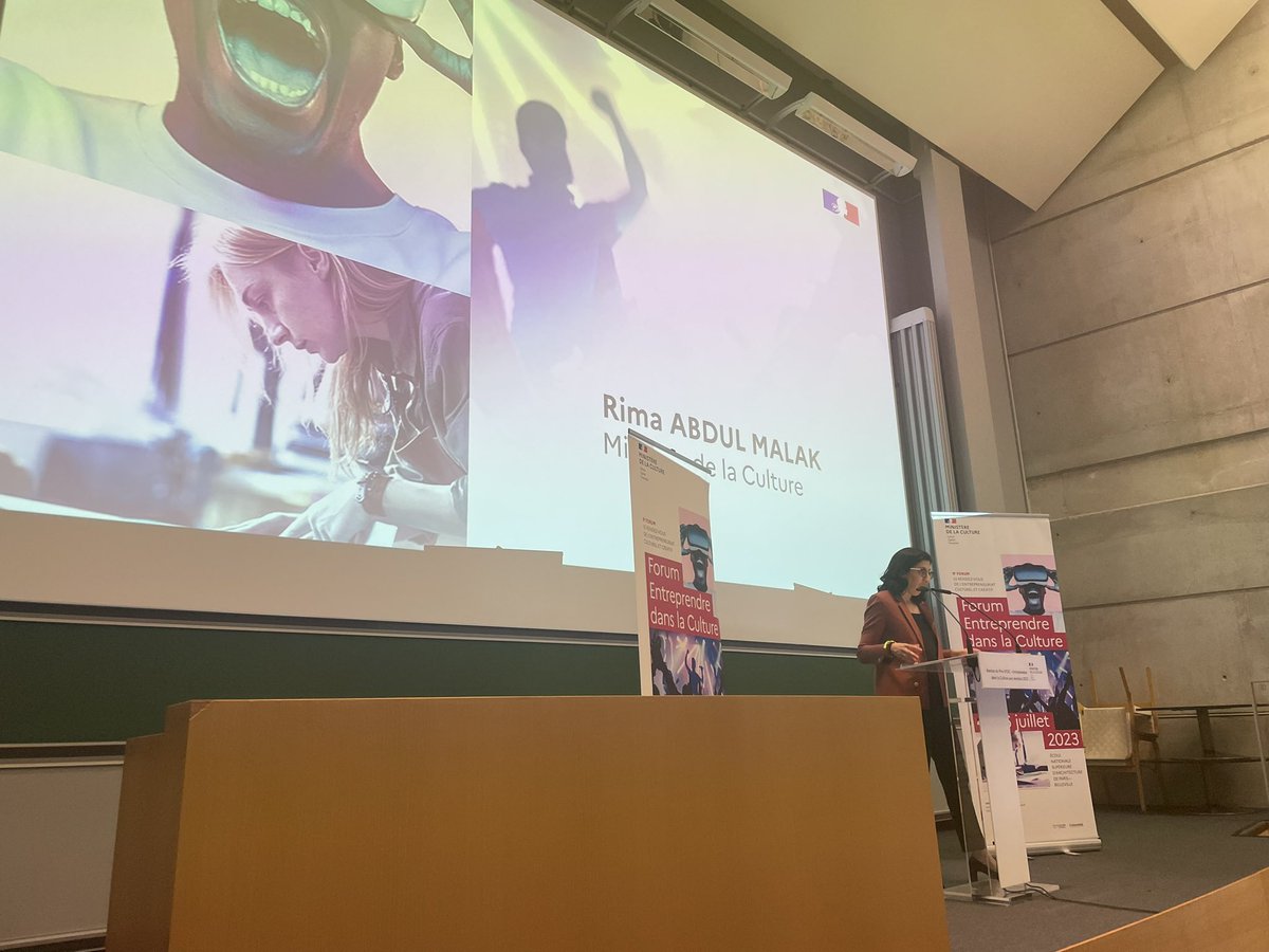sauty de chalon (@mlsauty) on Twitter photo « Une fenêtre ouverte
Un cœur généreux » Merci <a href="/RimaAbdulMalak/">Rima Abdul Malak</a> de nous rappeler Eluard pour le 9e Forum Entreprendre dans la culture #IFCIC <a href="/MinistereCC/">Ministère de la Culture 🇫🇷</a> #forumentreprendredanslaculture « Une fenêtre ouverte
Un cœur généreux » Merci <a href="/RimaAbdulMalak/">Rima Abdul Malak</a> de nous rappeler Eluard pour le 9e Forum Entreprendre dans la culture #IFCIC <a href="/MinistereCC/">Ministère de la Culture 🇫🇷</a> #forumentreprendredanslaculture