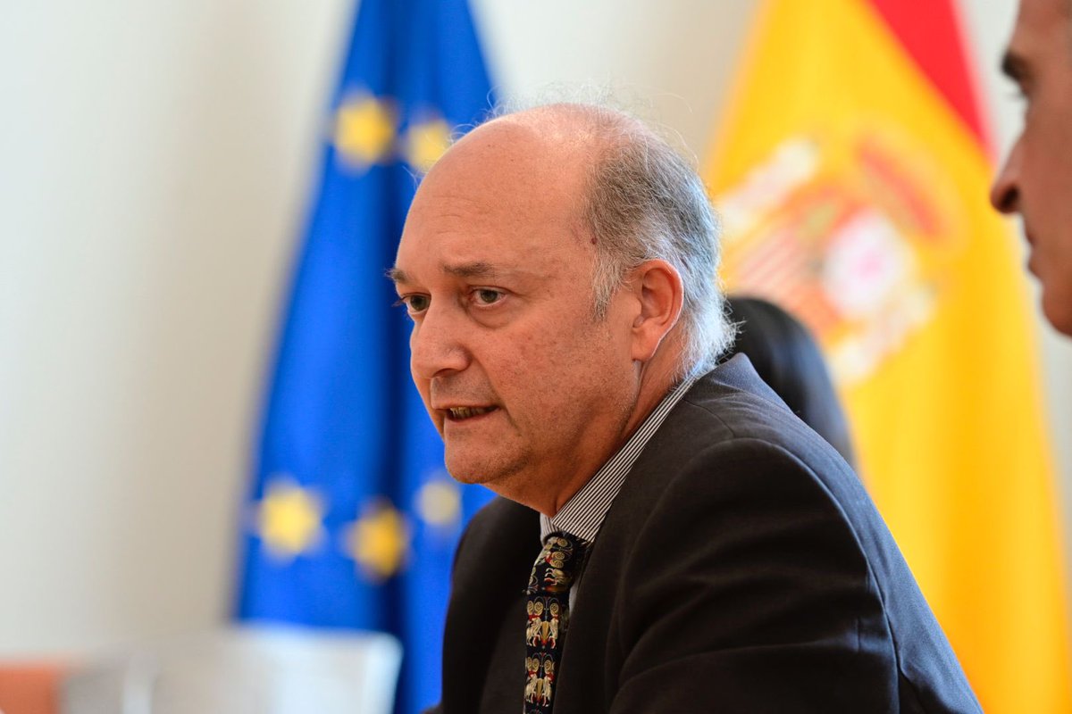 FundConEspEEUU's tweet photo. @EjercitoTierra @Defensagob @Congreso_Es @RamonGilCasares #Day2 ends at @MAECgob where the #USCongressionalStaffers have met @gescribano3, Director General for Spanish around the World, and Enrique Yturriaga, Director General for Ibero-America and the Caribbean.
#Cooperation in #LatinAmerica is a key issue for the #USSpain relationship https://t.co/JWW7NNqYv2