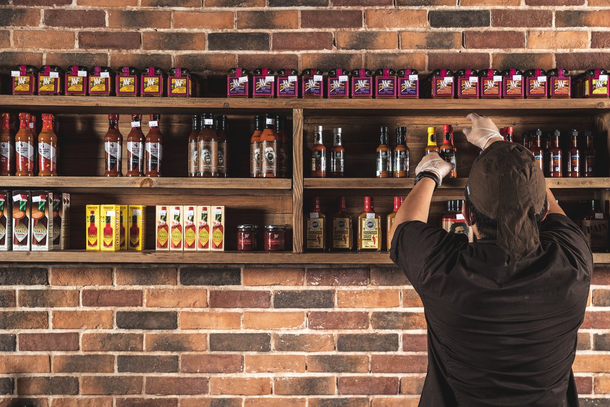 1kilo_ksa's tweet photo. تشكيلة متنوعة من أفضل الصلصات المختارة!

Variety of the best selected sauces!

#jamaicanjerk #habanero #fynbos #nandossauce #nandos #periperi https://t.co/QCAuWvlThx