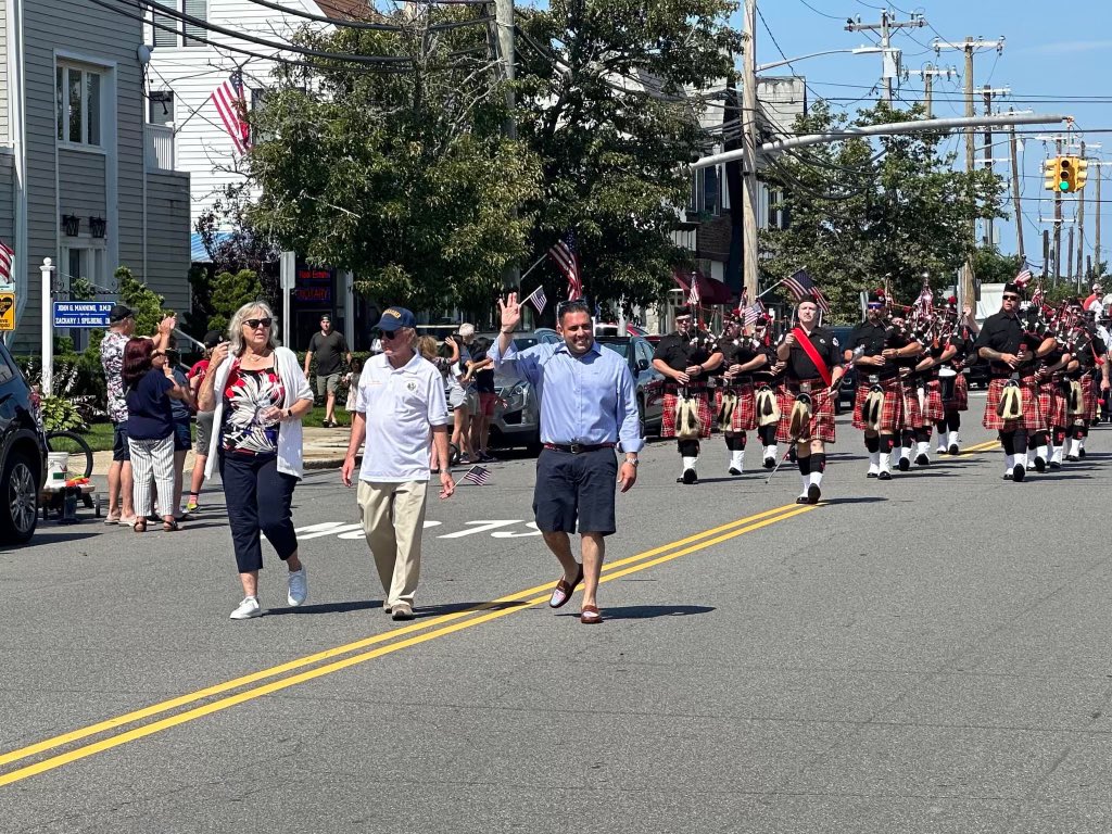 RepDesposito's tweet photo. Started my #4thOfJuly in #PointLookoutNY, celebrating our Nation's independence along the streets of this beautiful seaside community.
Thankful to share time with so many friends saluting the greatest Nation on this planet.
#GodBlessAmerica! https://t.co/7Gli7sFjOO