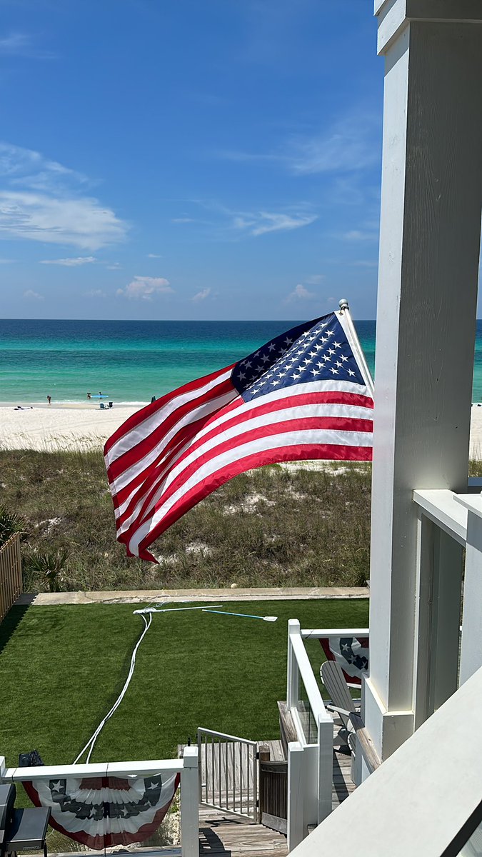Happy 4th of July! America! Let freedom ring.