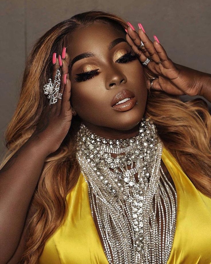_EvelynKe's tweet photo. Dancehall lovers;
Spice or Shensea? https://t.co/SiuJODoQc4