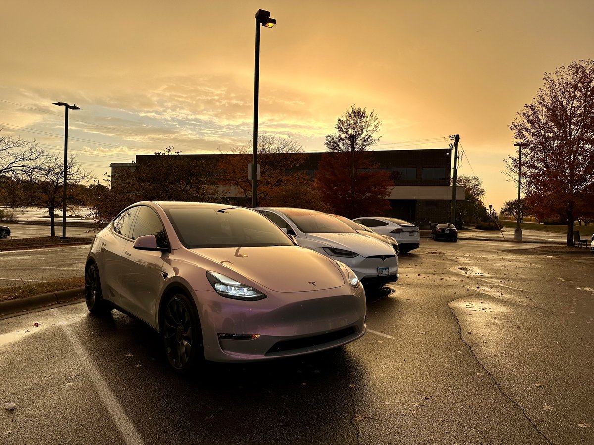 Nothing more patriotic than driving around on the 4th in the most American car on the road 🇺🇸🎆 #merica 

Link: mobile.guideautoweb.com/en/articles/66…