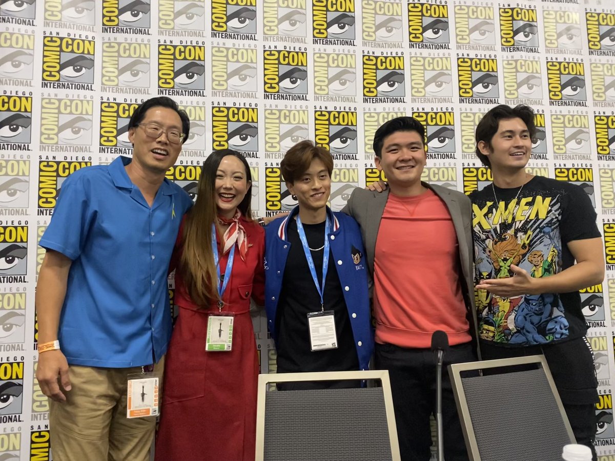Crazy4ComicCon's tweet photo. This is my 10th anniv of moderating panels at cons. Last year at Comic-Con, it was my first to host 2 ALL ASIAN panels- something that I thought would never be possible a decade ago. Thanks to my fellow Asian creators for taking risks,  inspiring, and changing the world! #SDCC https://t.co/O73AF4FTUI