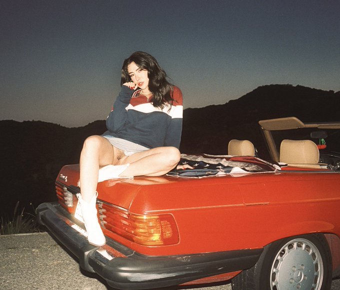 Happy Independence Day❤️🤍💙  full photoset shot on film available now at https://t.co/UNfWKlZXIg https://t<a href="/tag/420day"class="tags"><span>#420day</span></a>