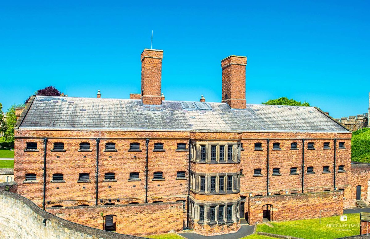 A Picturesque Prison ⚖️. 

📍Victorian Prison, Lincoln Castle, Castle Hill, Lincoln, UK 🇬🇧.

#photography #dslr #nikon #lincoln #lincolnshire #visitlincoln #visitlincolnshire #lincolncastle #lincolncathedral #victorianprison #lincolnprison #prison #victorian #architecture #castle