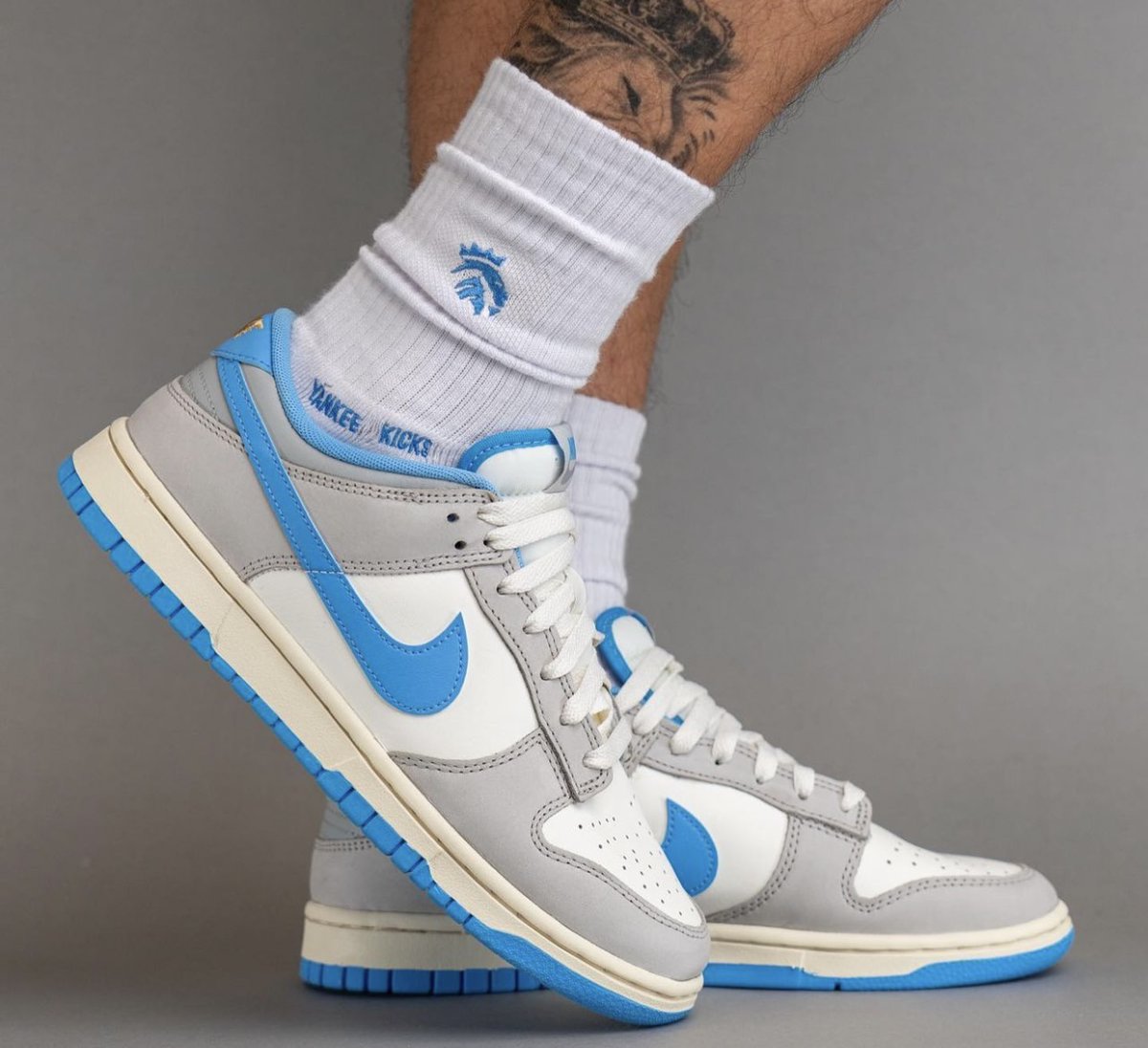 dunk coast on feet