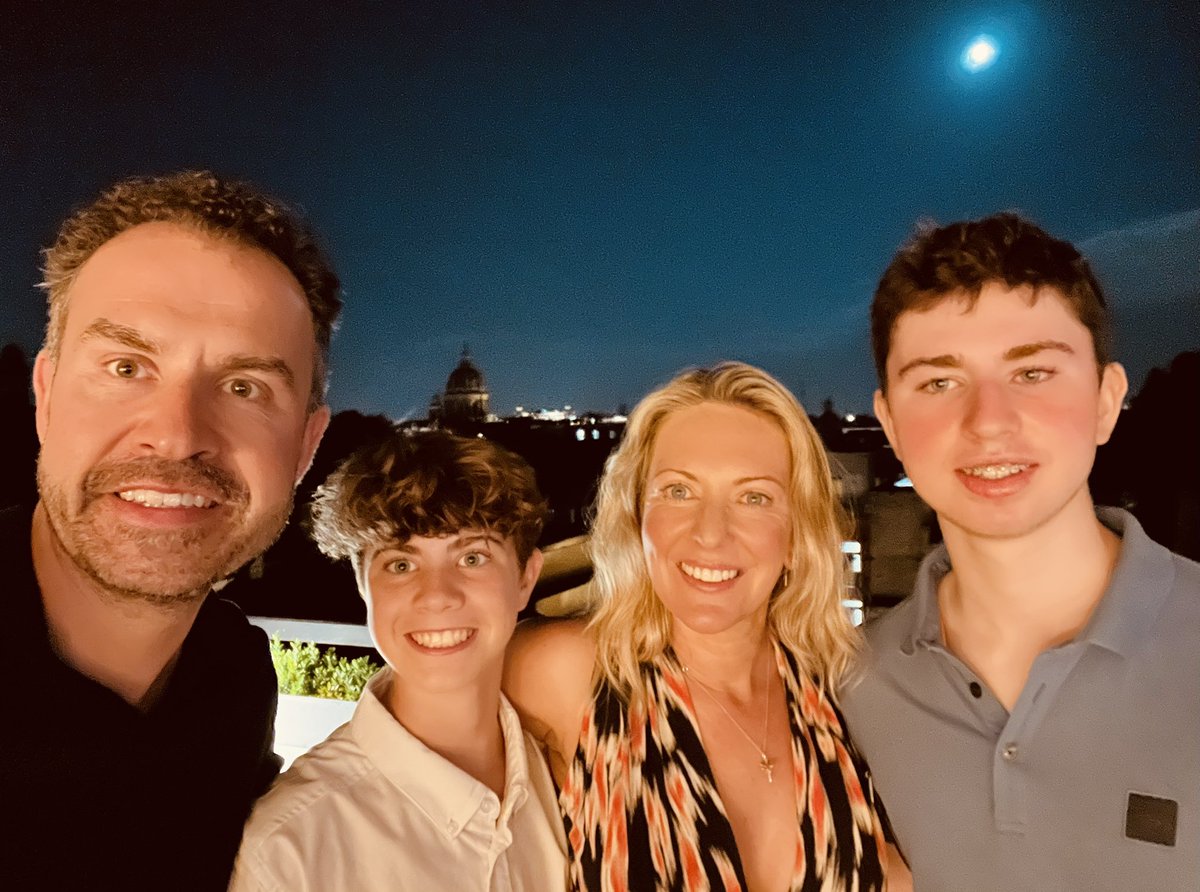 alex holt tweet media