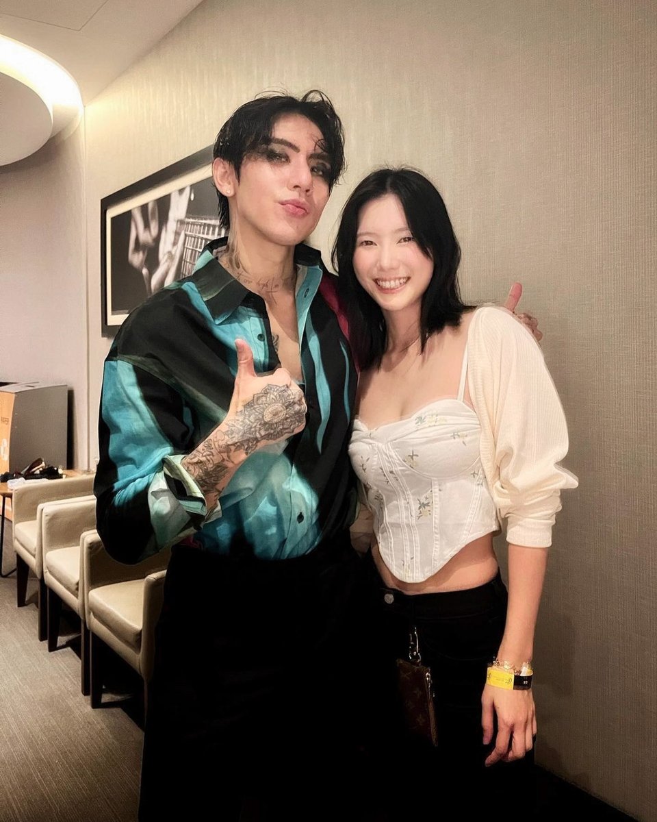 llegamos bañaditos y bonitos al debut de #𝟛ℜa𝑐ha開始𖤐 para apoyar a esta belleza #𝕓ǝa𝚖ꕤของ𝚙ris𝕞 mucho éxitos para hoy.

⠀⠀⠀𝄖     #𝙳𝙿𝚁   𝙸𝙰𝙽    ְ𓂍     ꡵