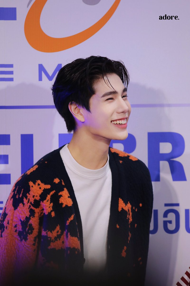 adoreux98's tweet photo. may your smile never fade away 🤍

𝐡𝐚𝐩𝐩𝐲 𝐛𝐢𝐫𝐭𝐡𝐝𝐚𝐲 𝐭𝐨 𝐩𝐡𝐮𝐰𝐢𝐧 :)

—————
#20thHoneyThePhuwinDay
#phuwintang https://t.co/LH8pWXju2H