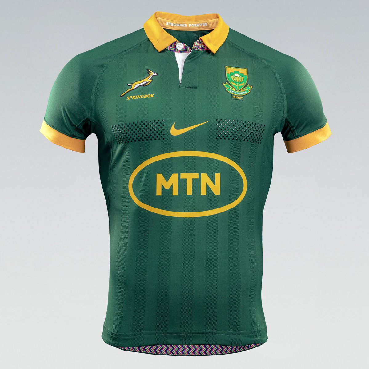 #Sideline Giveaway Time! 

🏉 Predict the score for this weekend and win the new Nike Springbok jersey!

To enter:
1️⃣ Follow @Sideline____ 
2️⃣ Retweet with your margin prediction (e.g. SA by 8) 

Closest margin wins (or a random draw in case of a tie). 

Let's go!👇