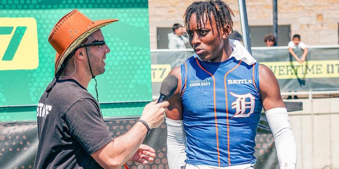 NEW: #Rivals250 DB Martels Carter takes serious interest in Alabama after offer

“It means a lot #Bama is the standard.”

MORE on the four-star Carter ⬇️

🔗: alabama.rivals.com/news/four-star…

#RollTide