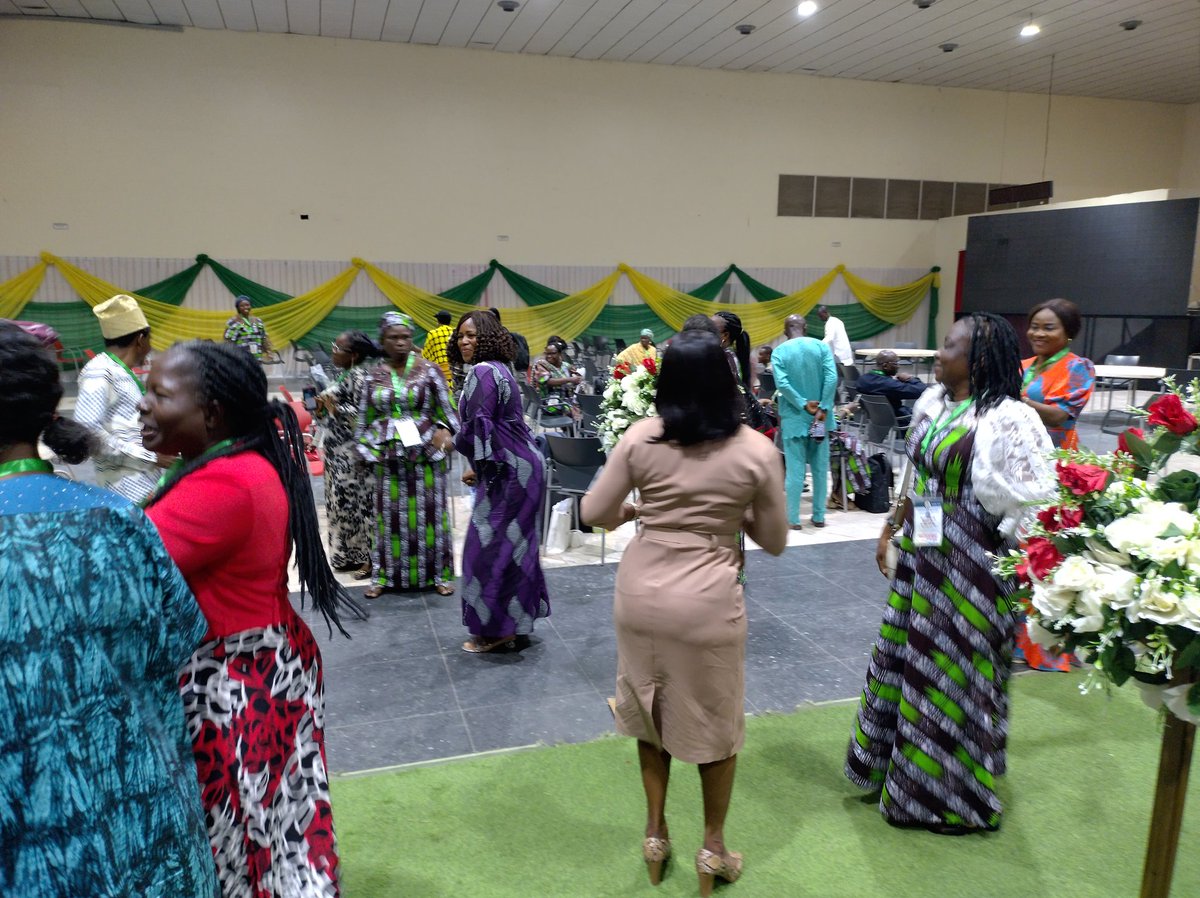 officialnlang's tweet image. Librarians on the dance floor...
#Akure
#NLAAkure2023
#NLAConference