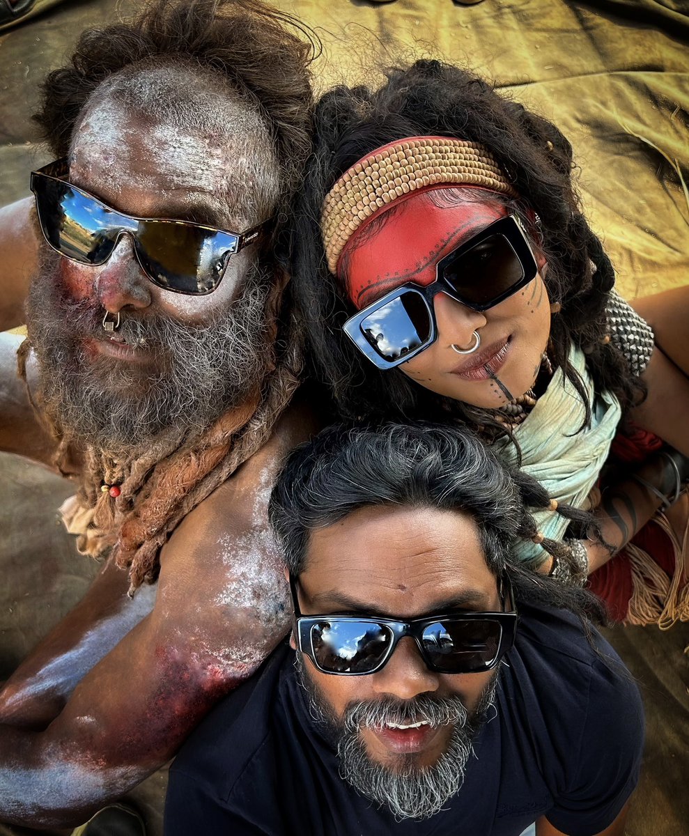 #ChiyaanVikram from the sets of #Thangalaan 🤩🔥

@chiyaan #Vikram #PaRanjith #Chiyaan #Galatta 
#GalattaAsks 
#GalattaNews