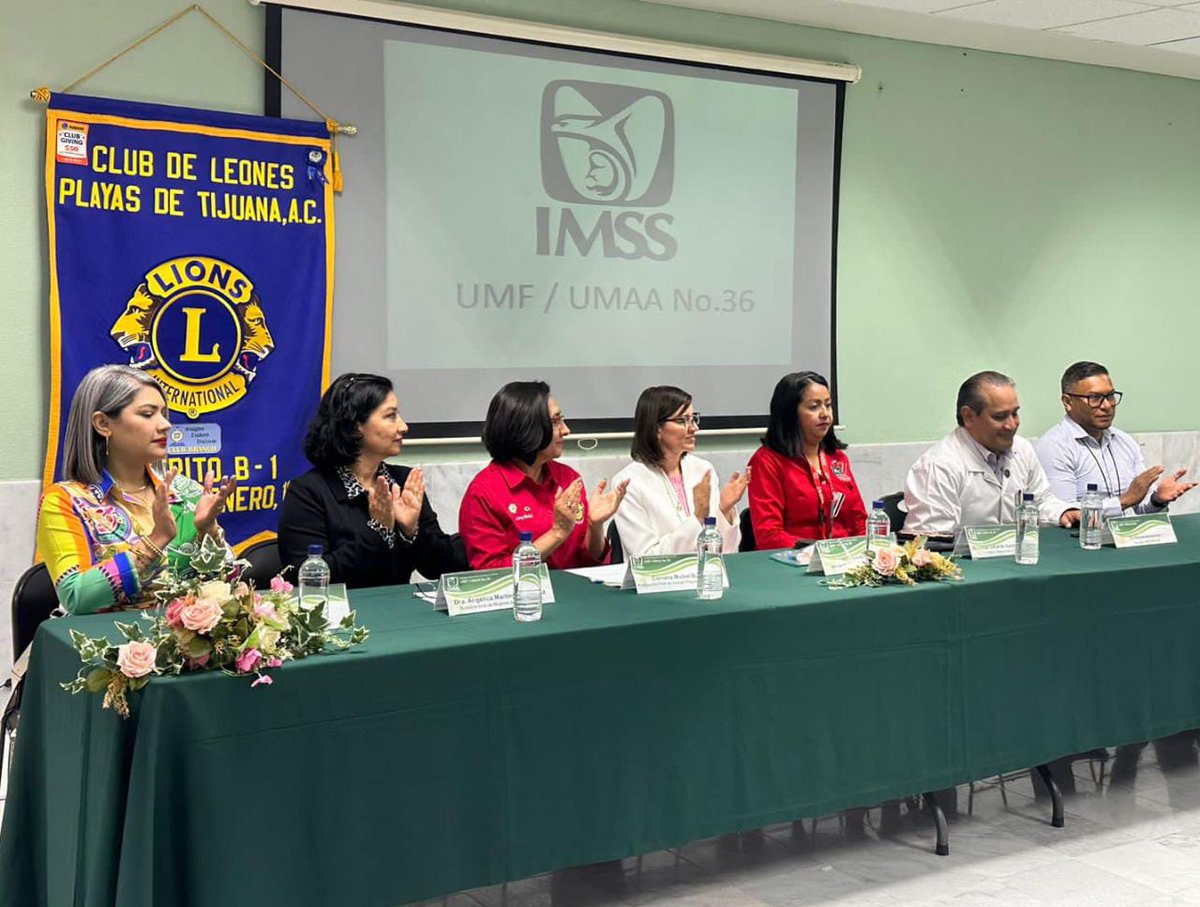 IMSS_BC's tweet photo. El #IMSSBC a través de la #UMAA No.36 llevó a cabo una jornada #PREVENIMSS con la participación del Club de Leones de #PlayasdeTijuana y Cuerpo de Bomberos, para prevenir y detectar enfermedades crónico degenerativas como diabetes, hipertensión, obesidad, entre otras. https://t.co/7N0hlMtl3c