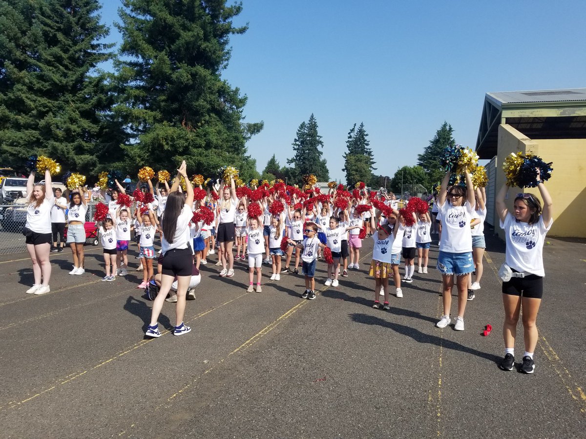 Less than 10 minutes until the start of the <a href="/CityofCanbyOR/">City of Canby</a> independence day parade. <a href="/canbyschools/">Canby School District</a> represent! #canbyproud #rollcougs