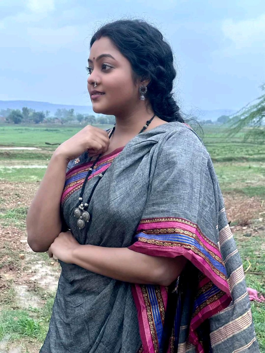 bhojicinema's tweet photo. काजल यादव भोजपुरी अभिनेत्री

#Bhojpuri #Actress #bhojpuriactress #KajalYadav https://t.co/RhBRKReb3z