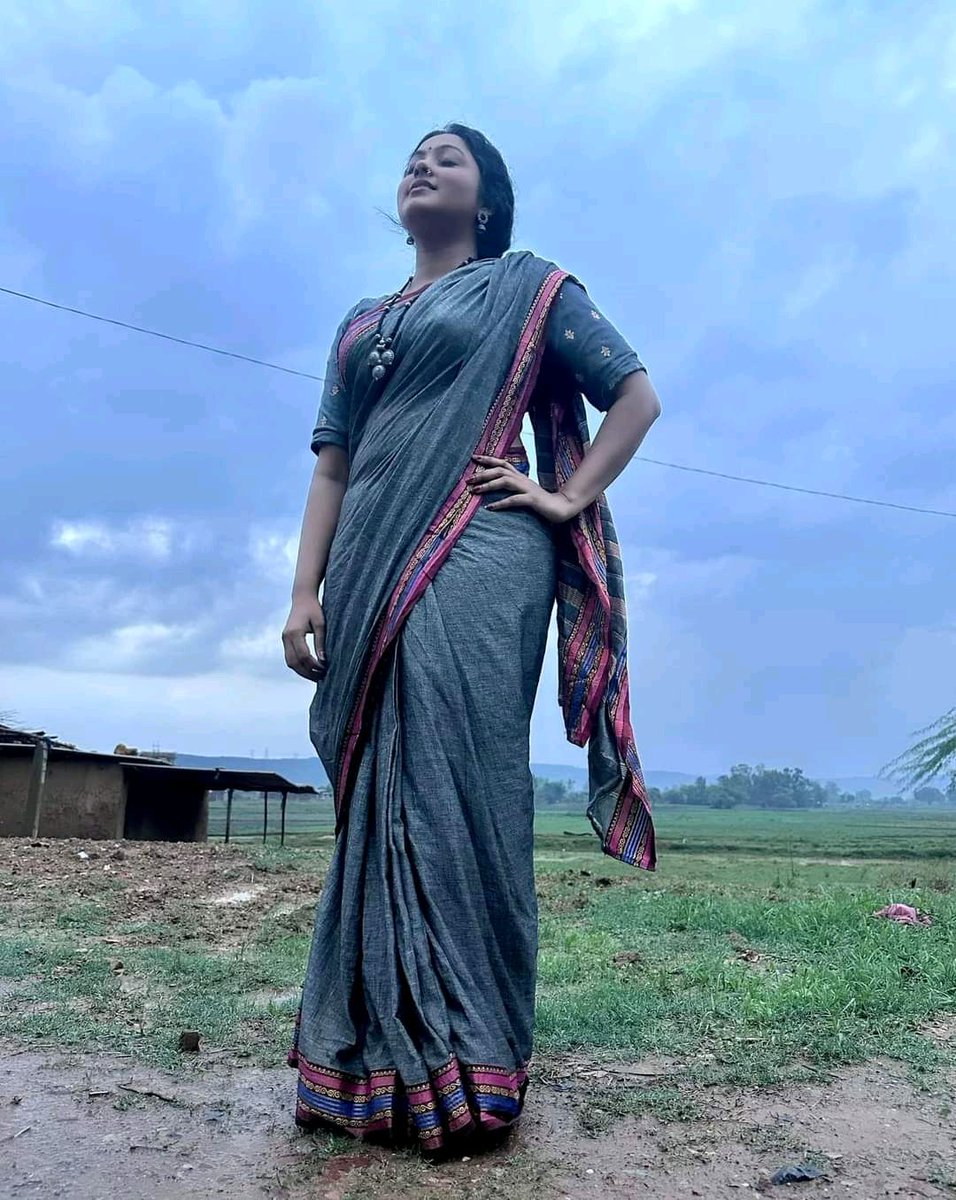 bhojicinema's tweet photo. काजल यादव भोजपुरी अभिनेत्री

#Bhojpuri #Actress #bhojpuriactress #KajalYadav https://t.co/RhBRKReb3z