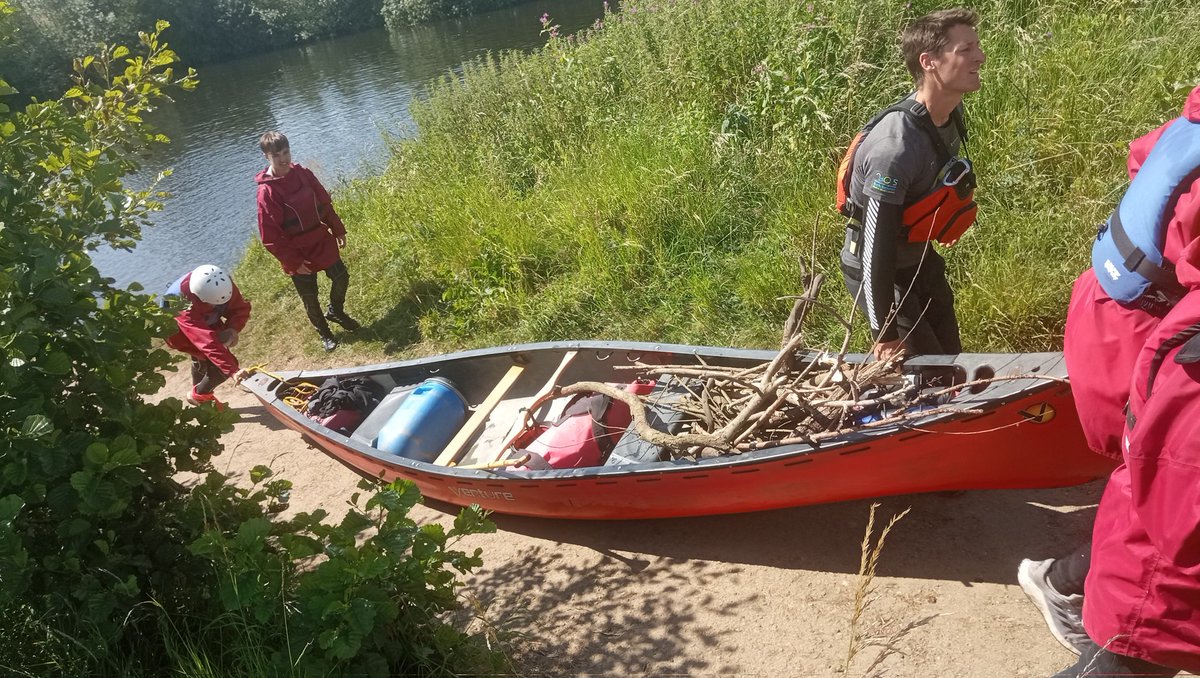 UWSDandT's tweet photo. Having a great expedition @BewerleyPark with @UpperWharfedale students showing great team skills. https://t.co/fqx9SYDW5c