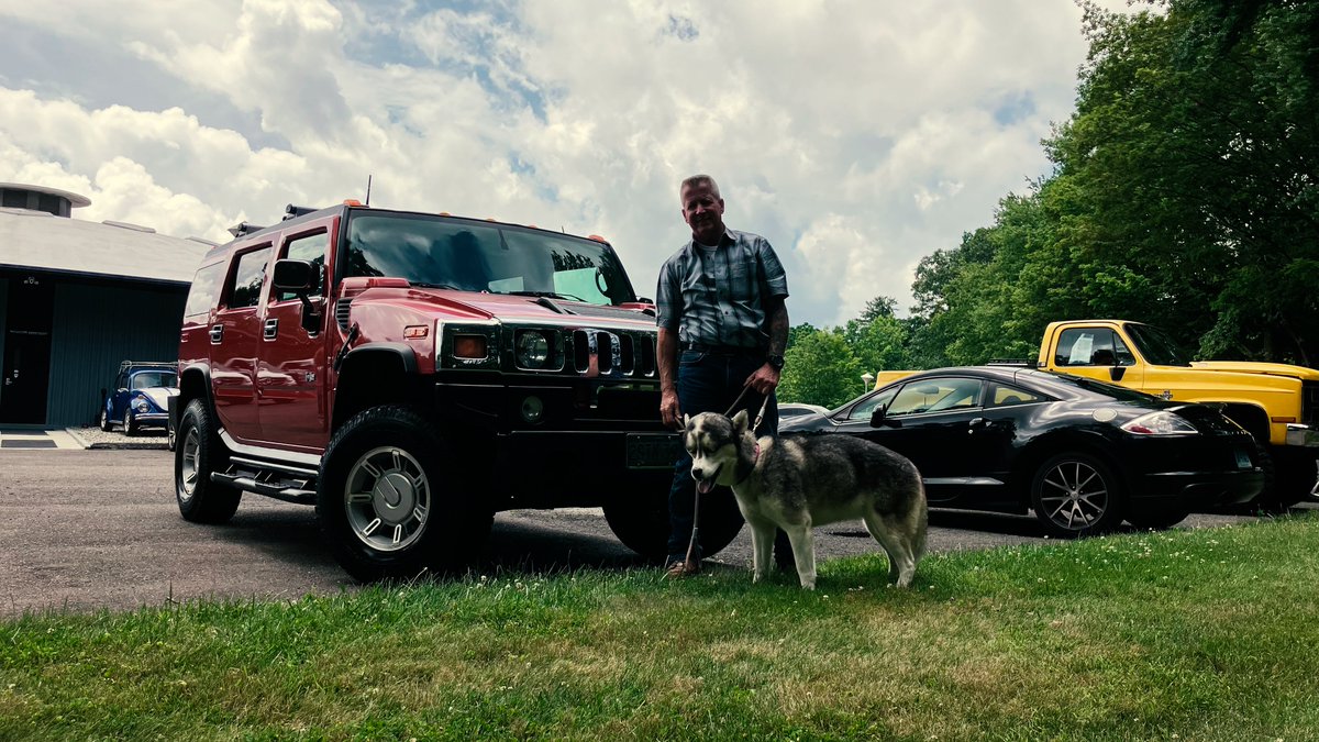 Congratulations to Daniel Moore and his dog Bella on the purchase of this beautiful 2003 Hummer H2!

#buonauto #buonautoenterprises #2hummer #hummerh2 #lifted #liftedtruck #liftedtrucks #liftedtrucksusa #humvee #h3 #h1 #likenothingelse #builtnotbought #fabtech #offroad #beastmode
