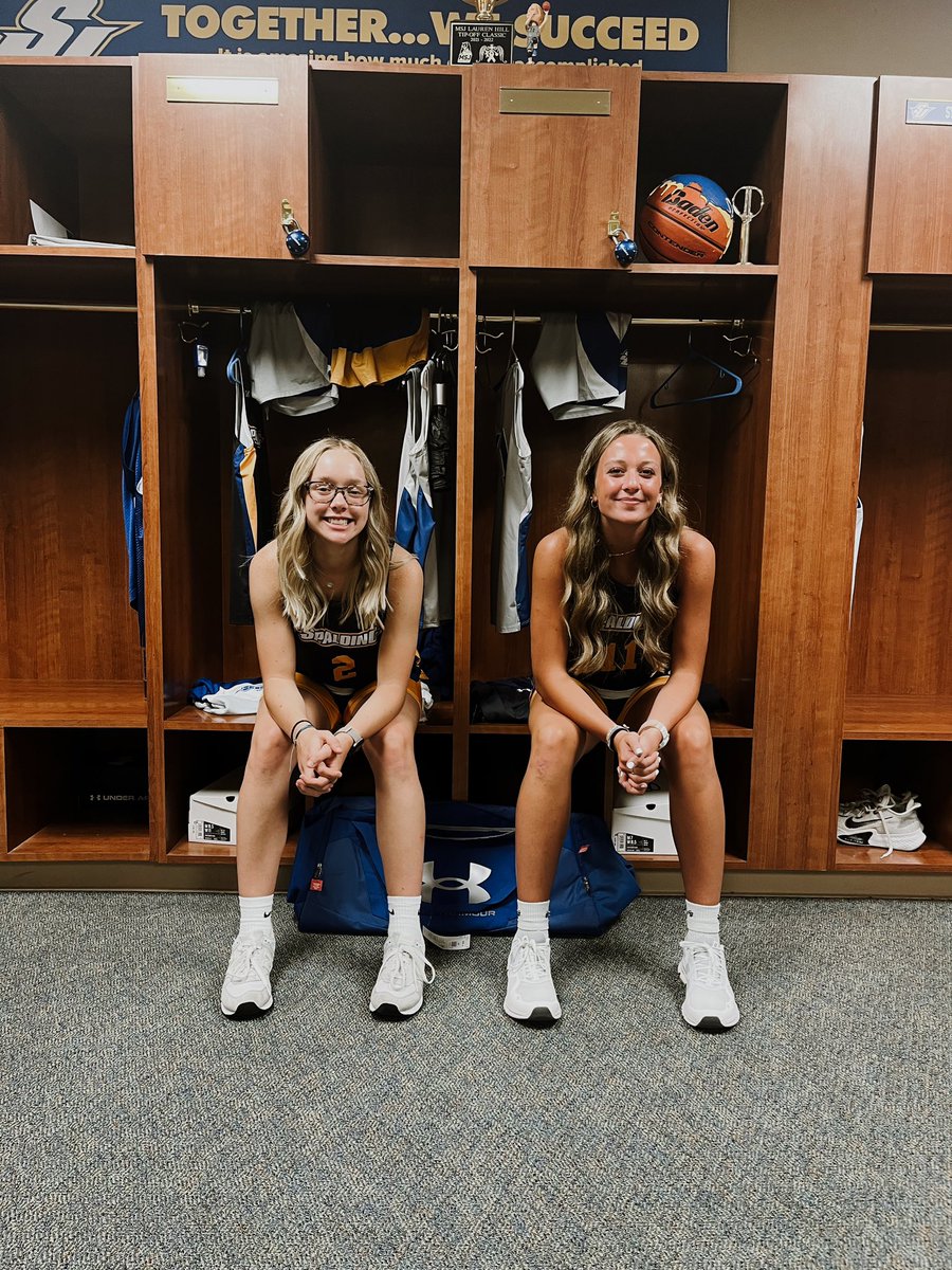 Annabelle Babb tweet media