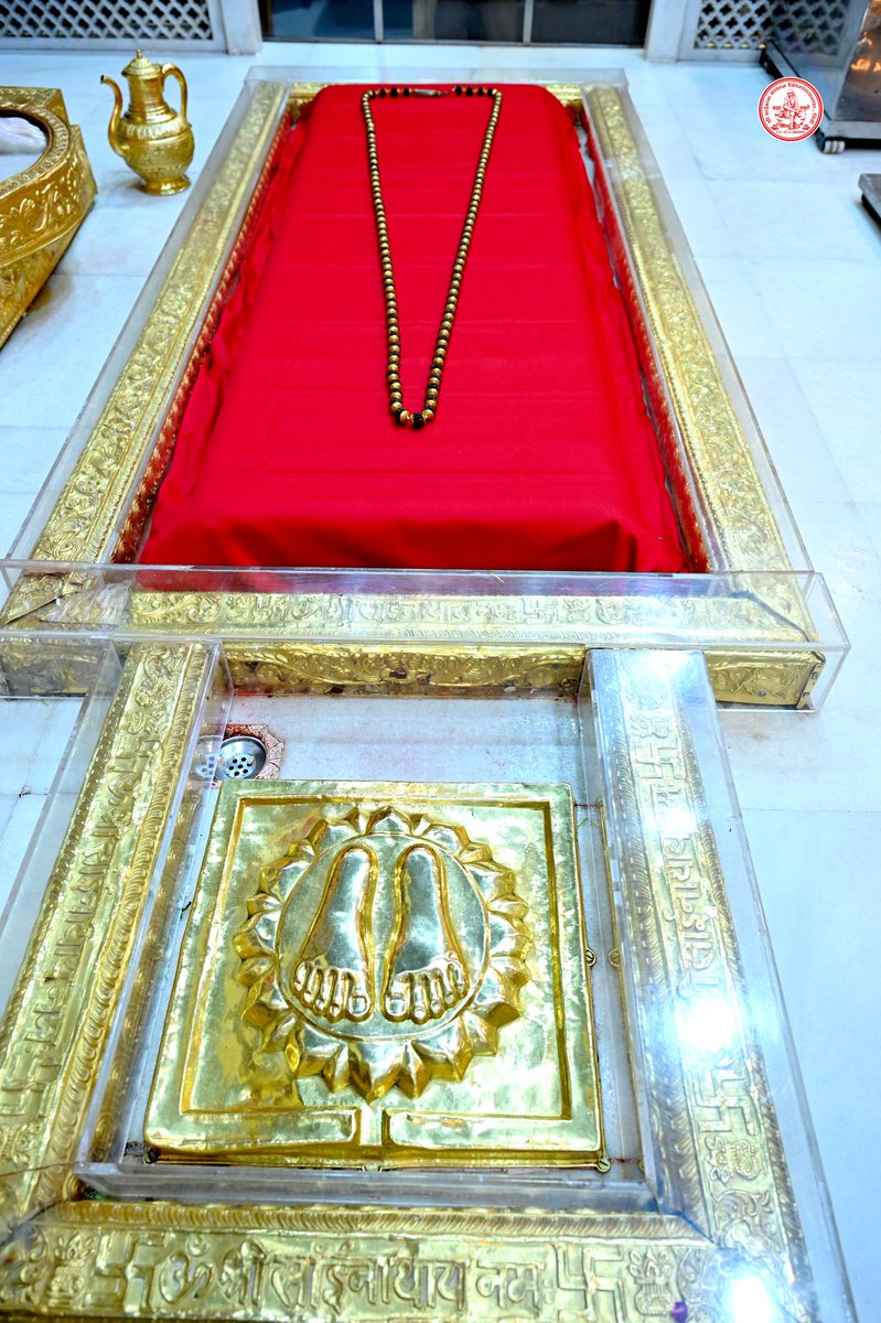 SSSTShirdi's tweet photo. *!! ॐ साई राम !!*
*श्री साईबाबा संस्थान विश्वस्त व्यवस्था,शिर्डी*
*!! ॐ Sai Ram !!*
*Shri Saibaba Sansthan Trust, Shirdi*
≈≈≈≈≈≈≈≈≈
*आरती :-शेजारती*
*मंगळवार ०४ जुलै २०२३*     
*Aarti :-Shejarti* 
*Tuesday 04 July 2023* https://t.co/2uW9PPqQwY