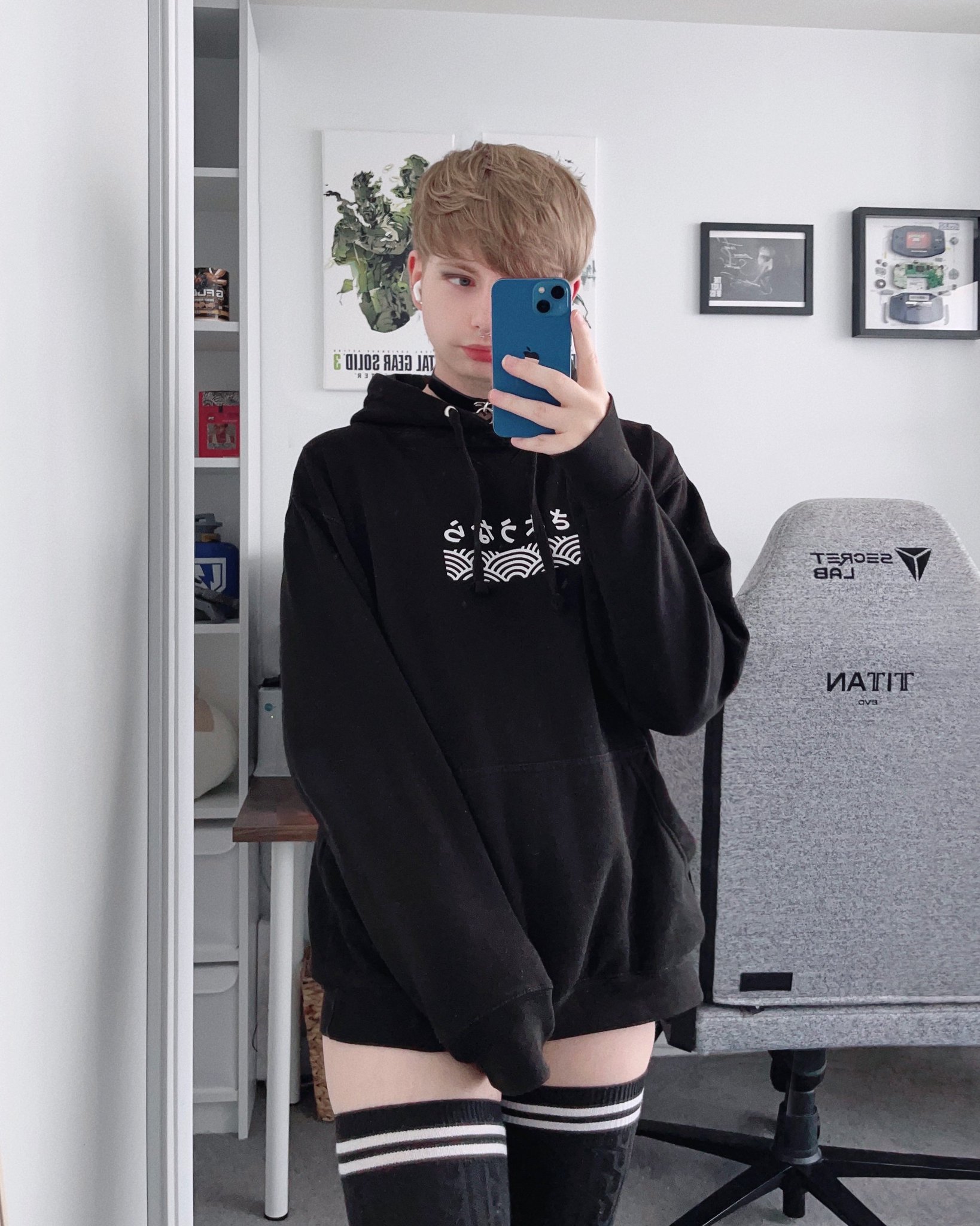 1 pic. feeling cute and horny ✨ https://t.co/JfHrfkN0Dc