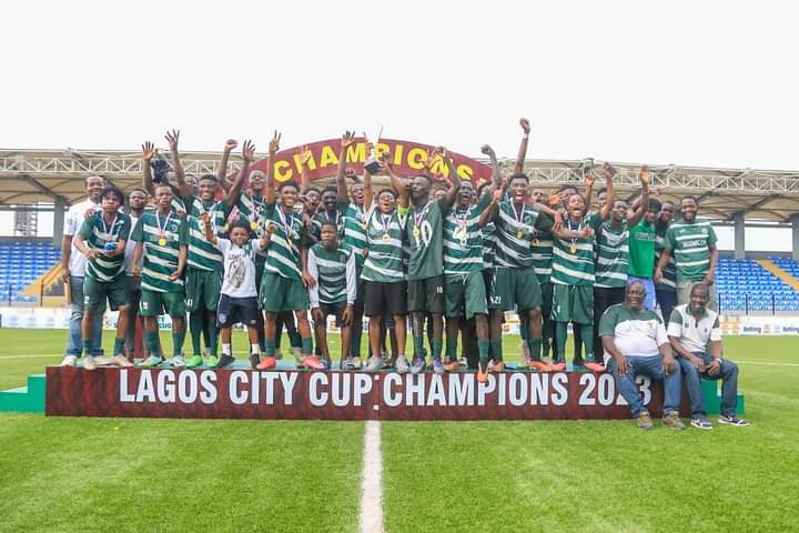 36lionfc's tweet photo. The CHAMPIONS!
36Lion FC have won the inaugural edition of the Lagos City Cup.
Congratulations 🎉🍾
#champions
#LagosCityATSJCup23
#BarcelonaXIkoroduCityFC
#Up36
#UpLion
#Up36Liom
#WeRuleTheWorld https://t.co/d7B8eQh4F4
