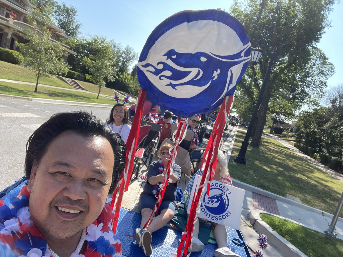 DaggMontFWISD's tweet photo. Nothing better than celebrating Independence Day in the school neighborhood parade. @FortWorthISD #WeLeadTX @Torius100 @TEPSAtalk @dbenavidez2 https://t.co/2hXjNRM3WV