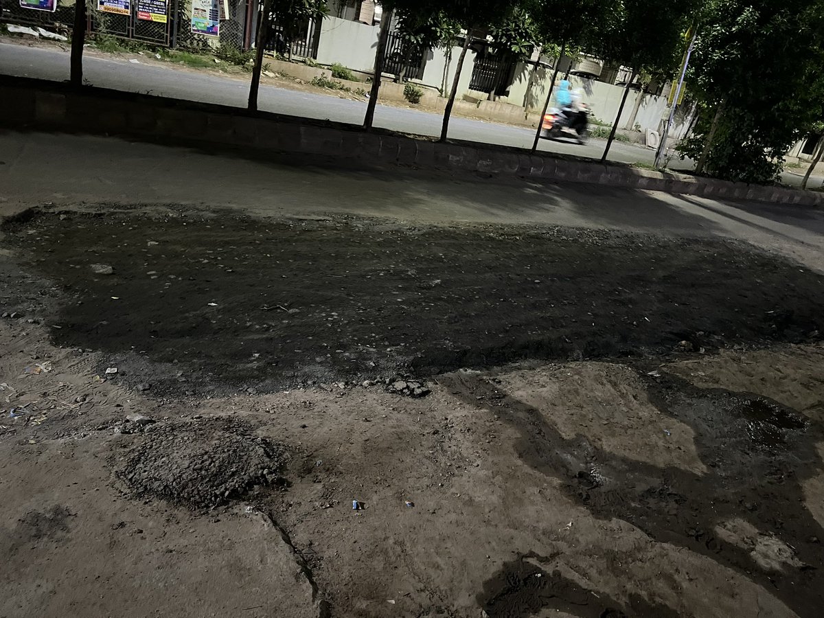 chintupharma86's tweet photo. @WARD8BJPGandhi1 
@nitin_gadkari 
@PMOIndia 
@CMOGuj

 This is the situation of WARD 8 Gandhinagar. ( NEW GANDHINAGAR )

We are waiting for development as they committed during election campaign.

Let's hope for the best asap. 
Please do the needful. https://t.co/x9pWcvnox1