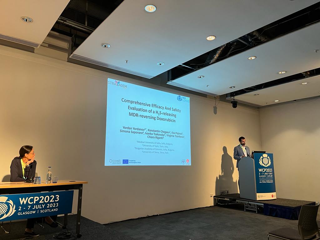 A talk, showing the #StratagemCOST and #PandoraCIG's potential as #collaboration #starters was held by Dr. Yordan Yordanov. It was on the #preclinical characterization of a promising #novel subclass of promising H2S-releasing #anthracyclines

<a href="/WCP2023/">WCP2023</a> <a href="/COSTprogramme/">COST</a> <a href="/MedUniSofia/">Medical University - Sofia</a>