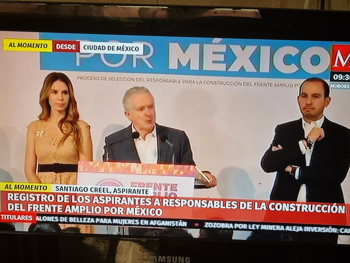 Laura Zamora💙💙💙 tweet media