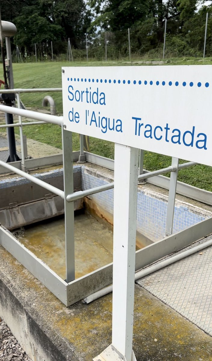 Aquest matí hem estat a la depuradora de #Vic, al costat del President del Consell Comarcal d’#Osona <a href="/joancrodriguez/">Joan C. Rodríguez</a> i equips.

Hem conegut les instal·lacions, i hem parlat de projectes de futur i de gestió dels fangs.

Agraït per l’acollida! #sempreendavant <a href="/residuscat/">Agència de Residus</a>