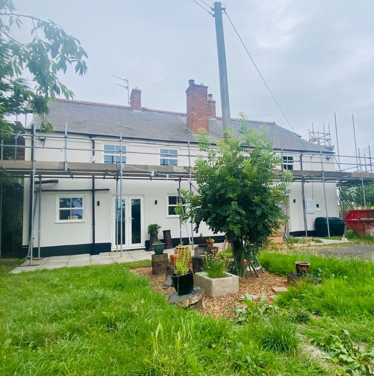 Ellisplasterin1's tweet photo. π₯π Our latest #rendering project finished off this week in #doncaster
Finished in #ecorend mr1 marble white.
For any enquiries or info contact us on.
π 01302 310432
π» https://t.co/WdScR1SrwI
#colouredrender #colouredrendering #homeinprovements #doncasterbusiness https://t.co/01SojPkbcl