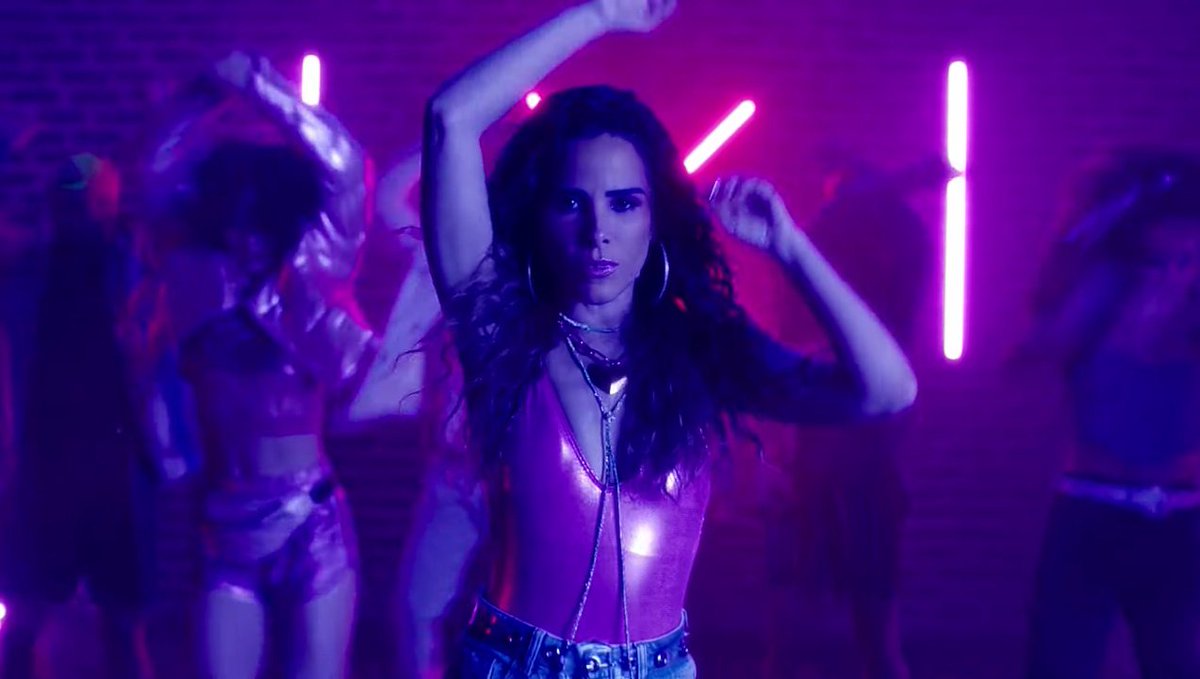 diegohenrique30's tweet photo. Sucesso total!
O clipe de Fora do Radar novo clipe da Wanessa Camargo já se encontra em alta no YouTube, o clipe atualmente é o #10 vídeo mais assistido no YouTube Brasil, merecido pois é um clipe belíssimo
#ForaDoRadar
#WanessaCamargo
#WanessaLivre
#LivreAto2
#TercaDetremuraSDV https://t.co/8OVSY0CL6p