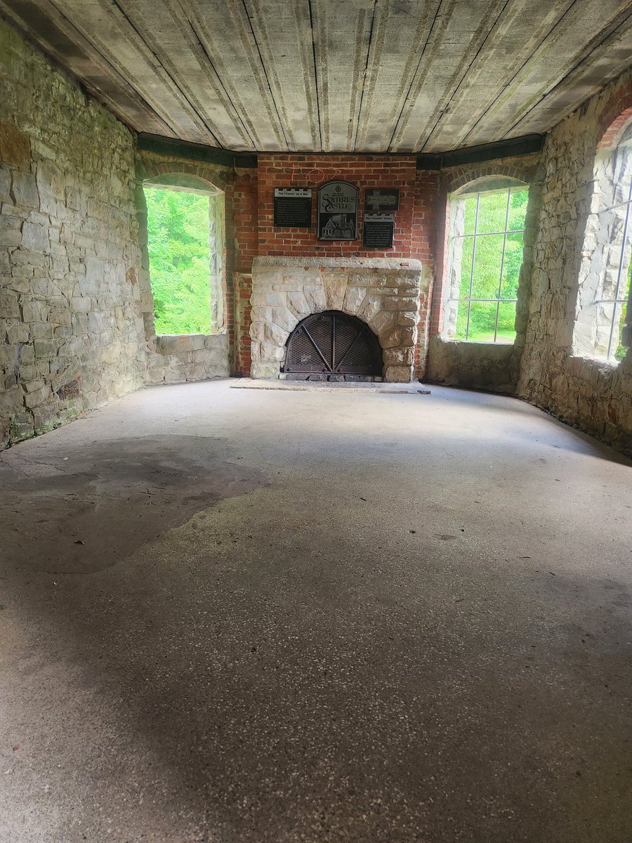 TribSportsLady's tweet photo. Squires Castle is a must-see in the Cleveland area. Great hiking trails by it. #Cleveland #ohio #clevelandrocks #squirescastle #Travel #hikingadventures #healthcoachlife https://t.co/DydnwZKLGl