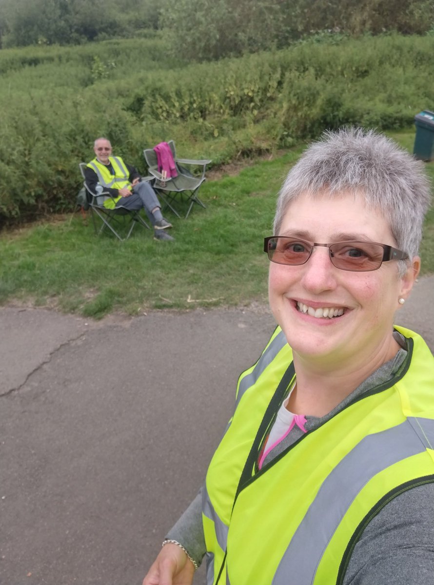 Ready in position at the far end of @LeicsCountyHall King Lear lake for the @RotarySyston Watermead Challenge 2023 runners. @johnfkilcoyne & I are looking forward to cheering everyone on. Good luck & enjoy the event!