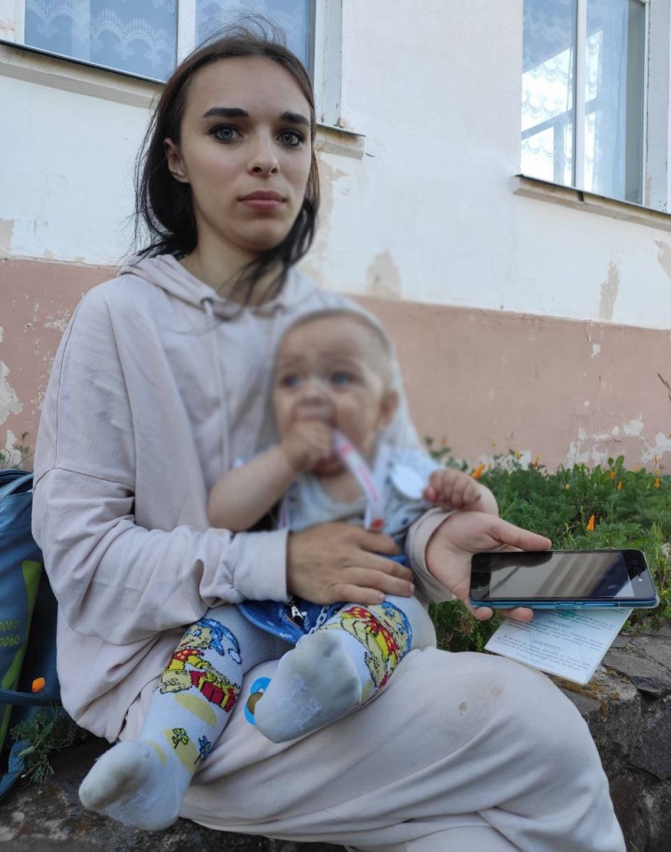 Euromaidan Press on Twitter "Ukrainian mother & her little son