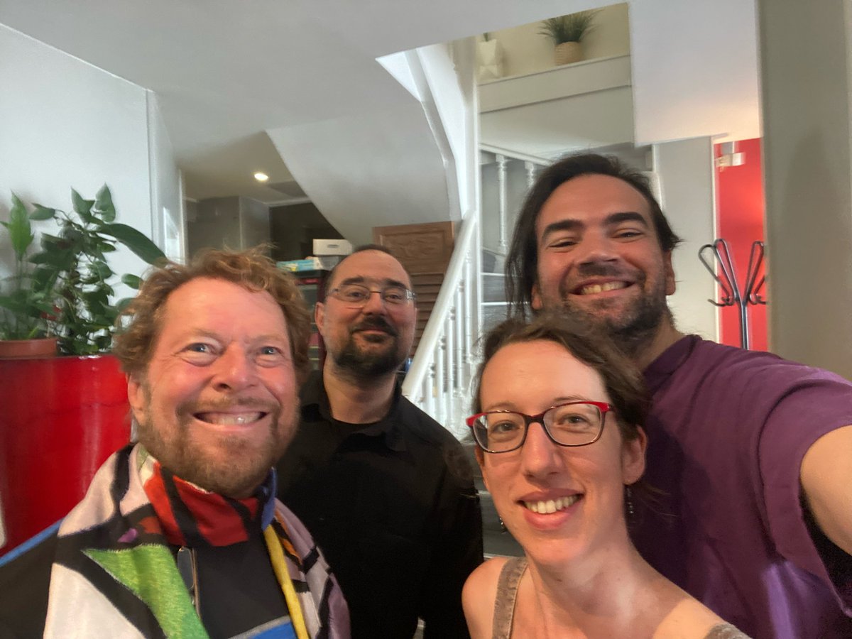 Ces deux derniers jours une bonne partie d’Azaé a pu suivre la magnifique MasterClass Agilité de <a href="/TotherAlistair/">The Other Alistair</a> On parle entre autre de shu box, de flux des idées, de collaboration et bien sur de HeartOfAgile ! Un grand merci pour tous ces apprentissages et tous ces 破破 (Haha)!