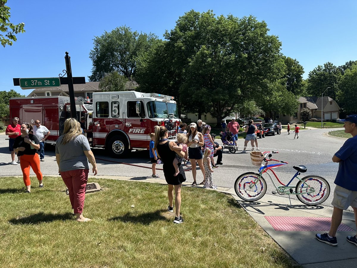 Professional Firefighters of Independence tweet media