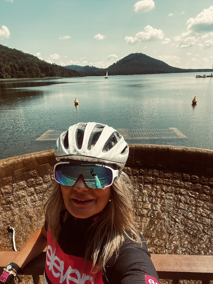 JanaZelenkov6's tweet image. Jako u nás v Čechách je to skorem jako u móře …… 

#machac