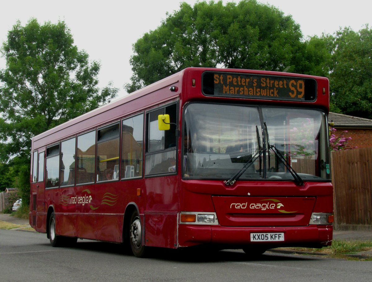 One of the moments we've dreaded has come; the Red Eagle €3 Darts are being phased out starting with KX05 KFF, the best of the bunch.

Goodbye, old friend 🫡

📸 - <a href="/edwardbdart/">Edward</a> 
^Ed
ᵗʰᵃⁿᵏˢ ᵗᵒ ʰᵃʳʳʸ ⁿᵉᵗʰᵉʳᶜᵒᵃᵗ ᶠᵒʳ ᵗⁱᵖᵒᶠᶠ