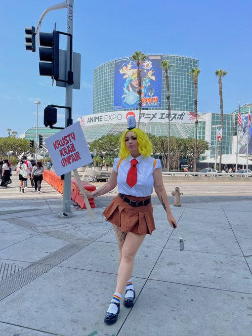 Anime Expo is unfair! Con staff is in there! Hiding in the confines! Plotting to have long lines! https://t