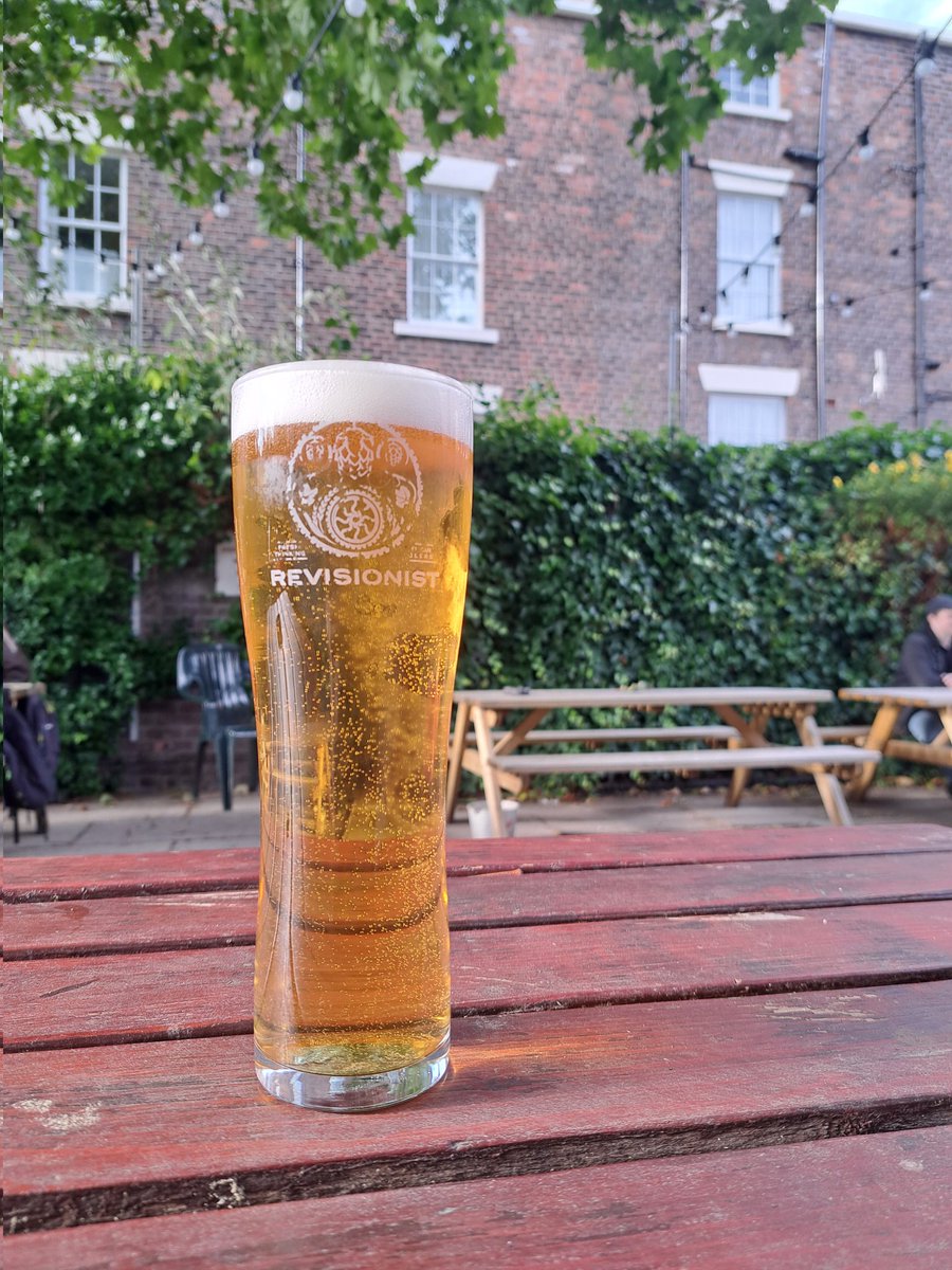 Pub.
Filming Location.
Liverpool.
Who knows where we are?